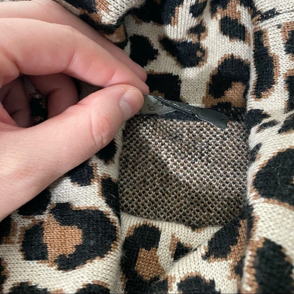 Carlisle Collection Merino Wool Leopard Print Sweater Size Small